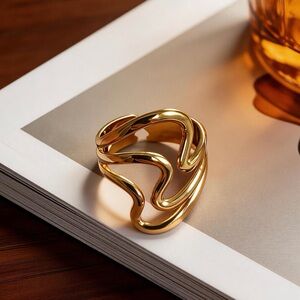 Gold Sculptural Wave Ring - Stainless steel
